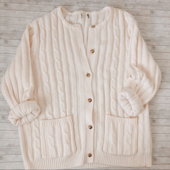 Sweaters - 🍍 Cream Cardigan